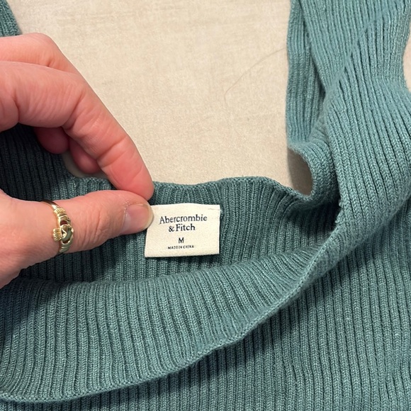 Women's Green Ribbed Tank Top - Picture 2 of 2